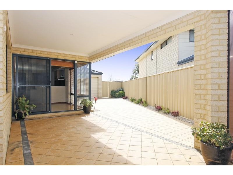23 Honeyeater Street, Beeliar WA 6164