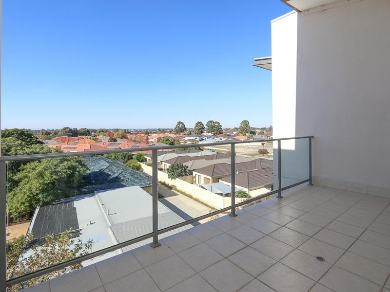 41/6 Ibera Way, Success WA 6164