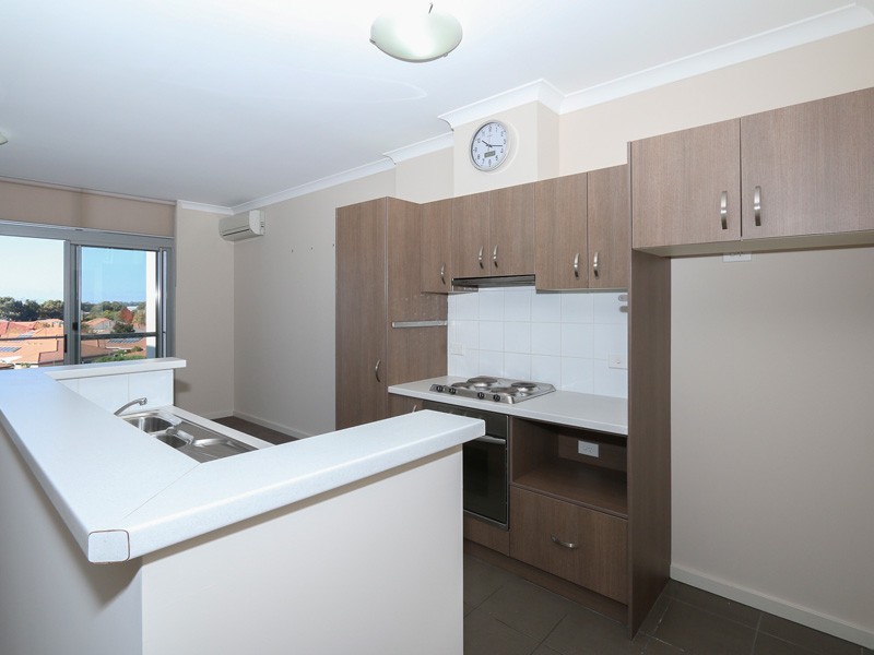 41/6 Ibera Way, Success WA 6164