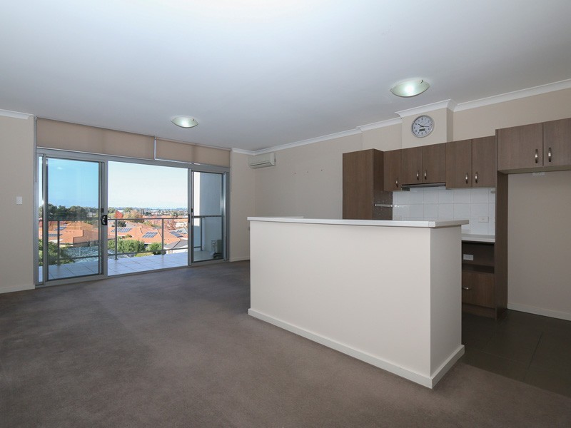 41/6 Ibera Way, Success WA 6164