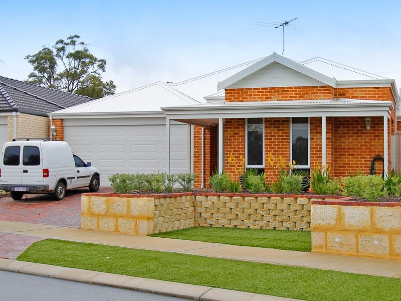 14 Bondi Way, Aubin Grove WA 6164