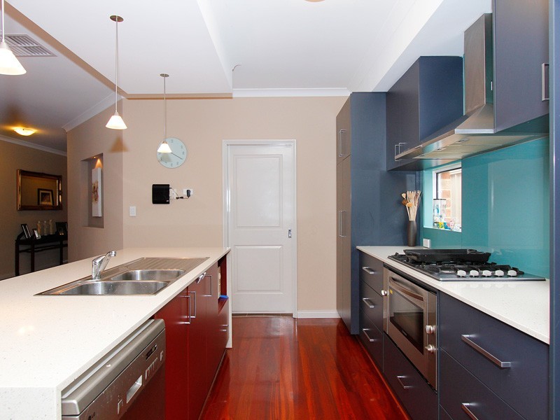 14 Bondi Way, Aubin Grove WA 6164