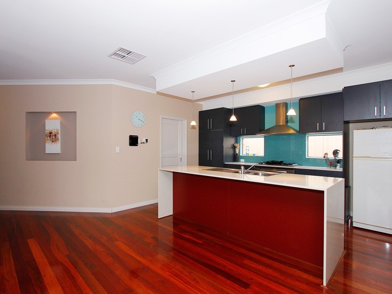 14 Bondi Way, Aubin Grove WA 6164