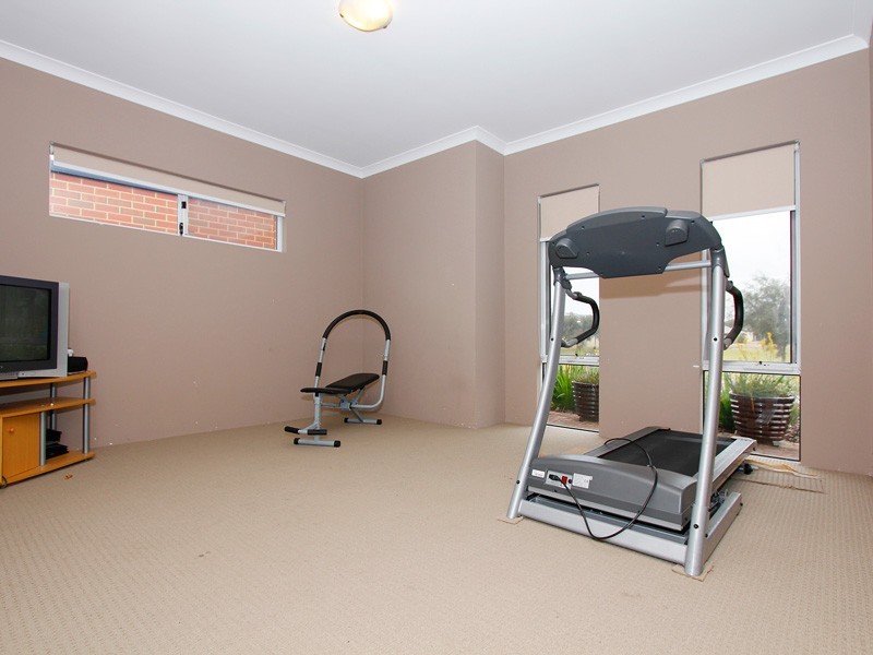 14 Bondi Way, Aubin Grove WA 6164