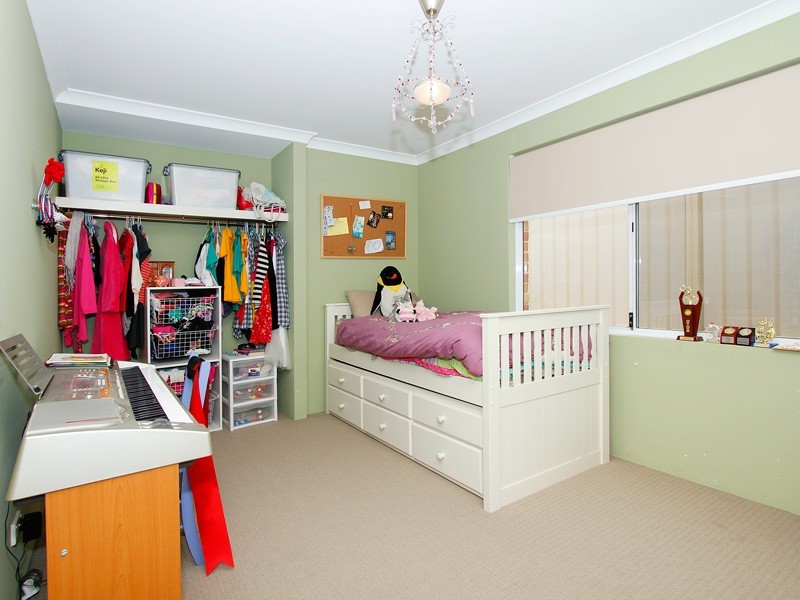 14 Bondi Way, Aubin Grove WA 6164