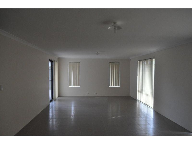 45 Whitehorse Drive, Harrisdale WA 6112