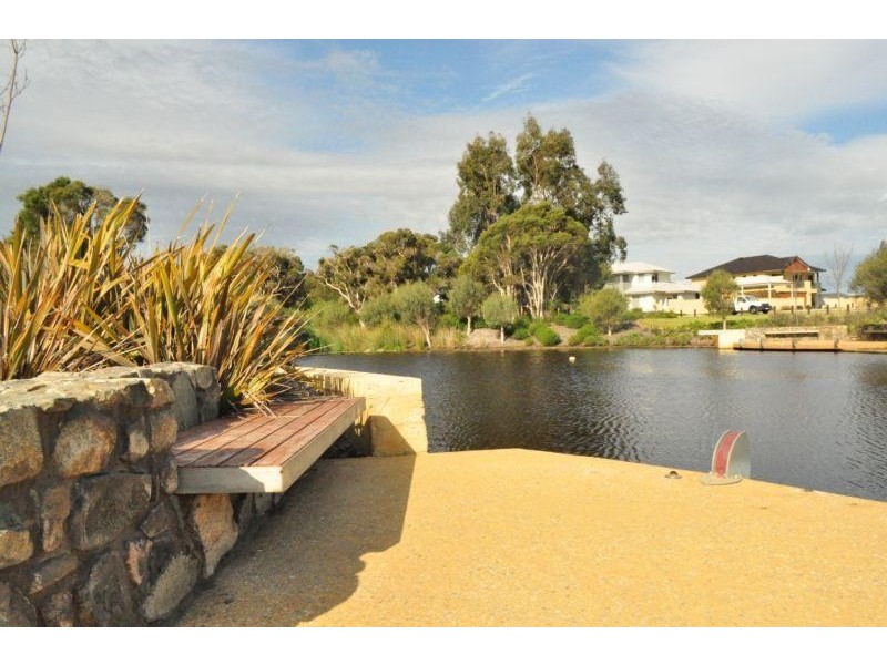 45 Whitehorse Drive, Harrisdale WA 6112