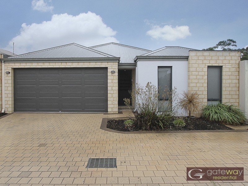 3/3 Peppermint Gardens, Aubin Grove WA 6164