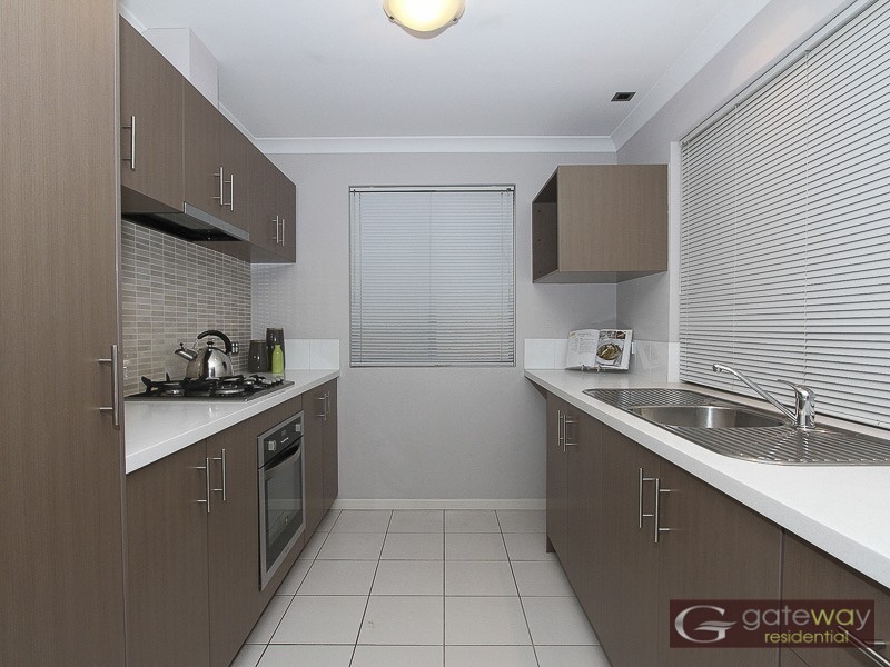 3/3 Peppermint Gardens, Aubin Grove WA 6164