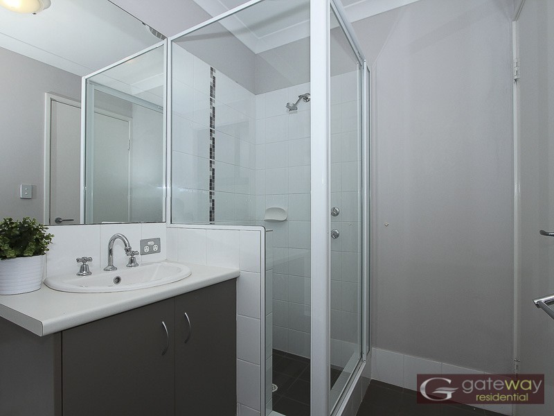 3/3 Peppermint Gardens, Aubin Grove WA 6164