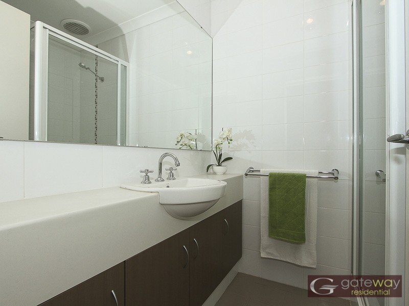 3/3 Peppermint Gardens, Aubin Grove WA 6164