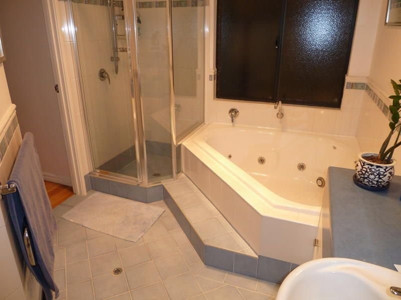 305 Wentworth Parade, Success WA 6164