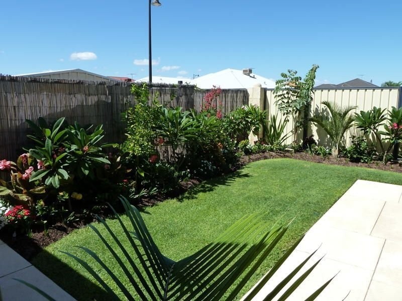 305 Wentworth Parade, Success WA 6164