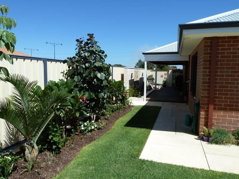 305 Wentworth Parade, Success WA 6164