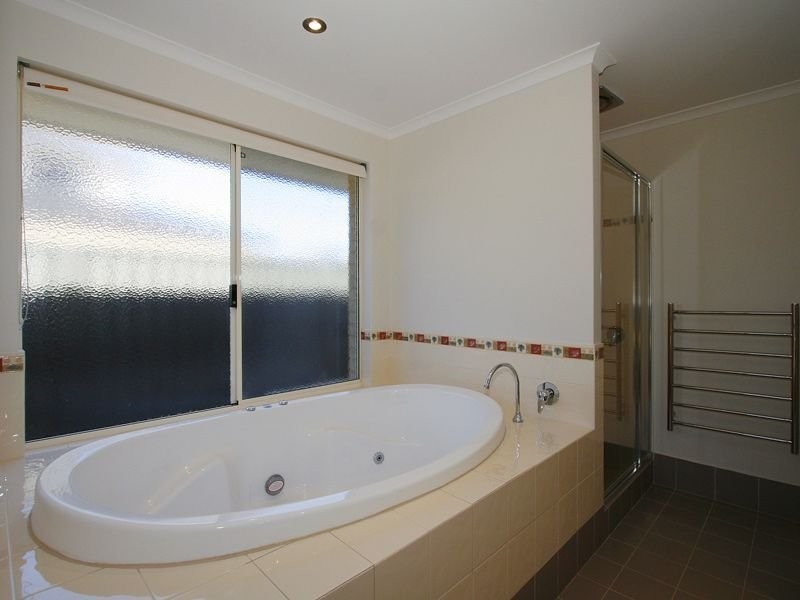 9 Annandale Way, Harrisdale WA 6112