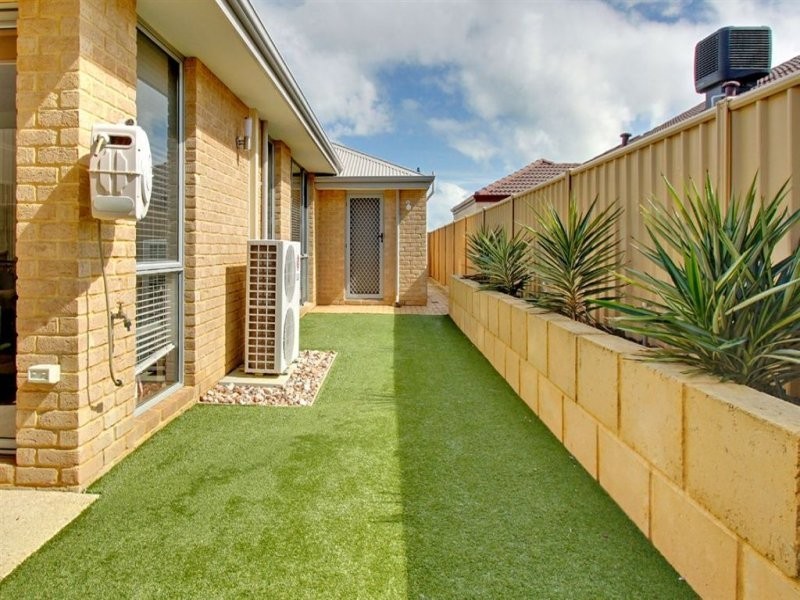 13 Shelduck Pass, Beeliar WA 6164