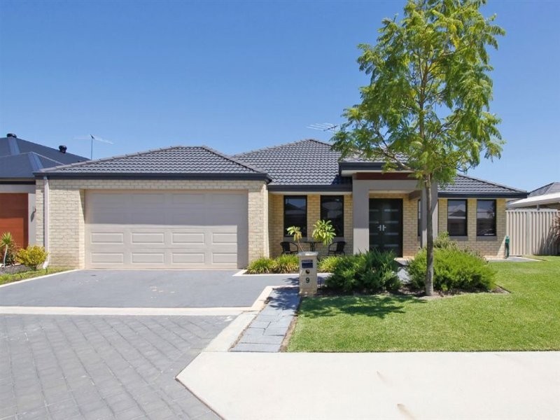 9 Brindabella Avenue, Aubin Grove WA 6164