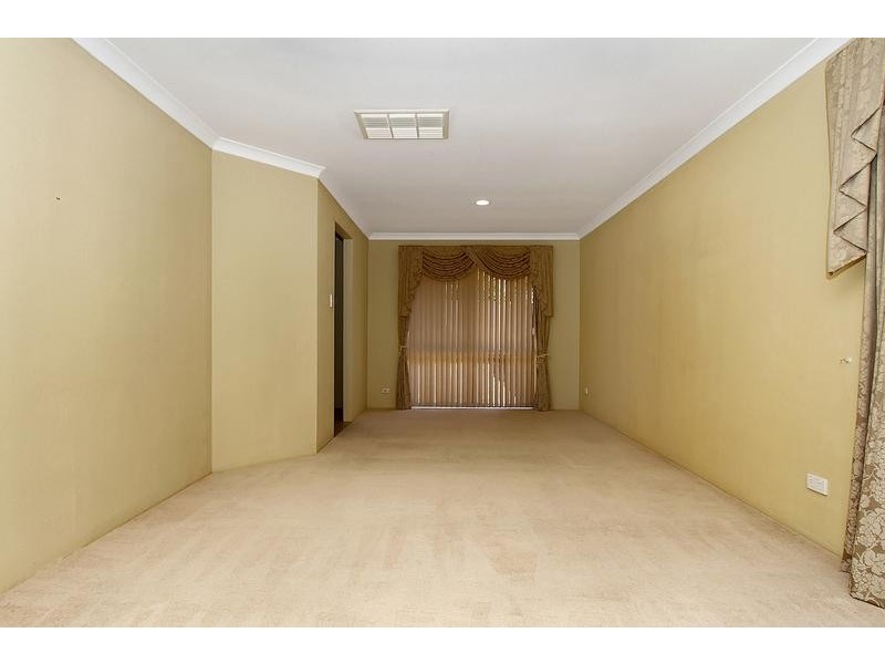 22 Nottingham Parkway, Orelia WA 6167