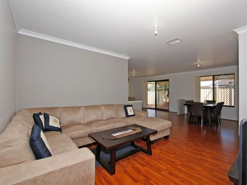 13 Wimbledon Street, Bertram WA 6167