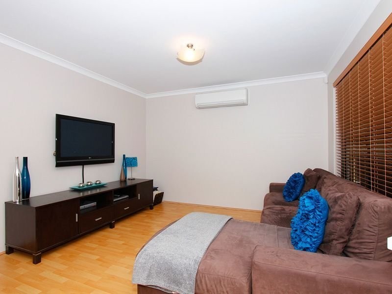 29 Kesiya Turn, Aubin Grove WA 6164