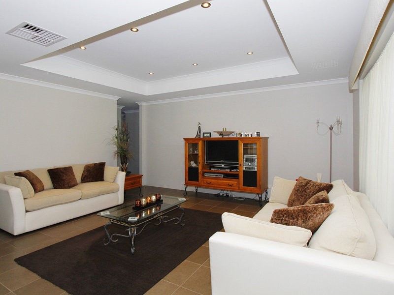 164 Glen Iris Drive, Jandakot WA 6164