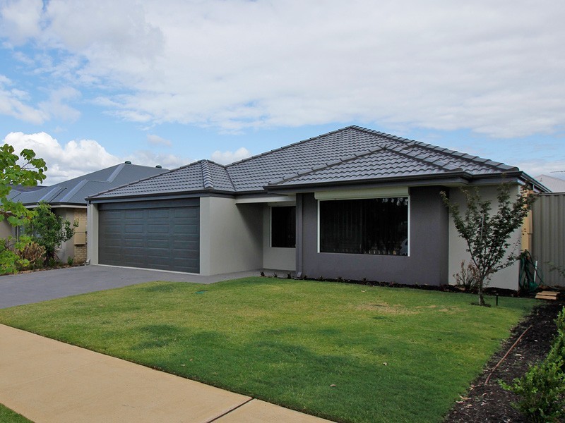 25 Yellowwood Avenue, Piara Waters WA 6112