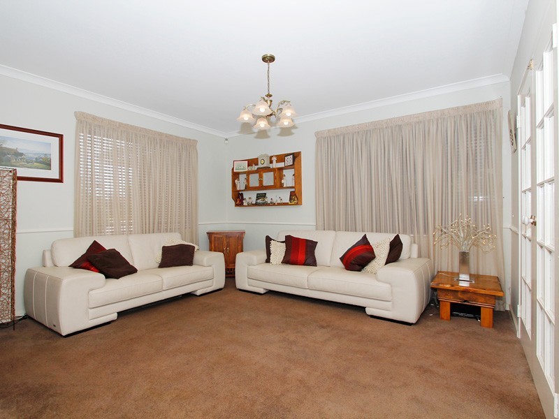 8 Bodella Gardens, Atwell WA 6164