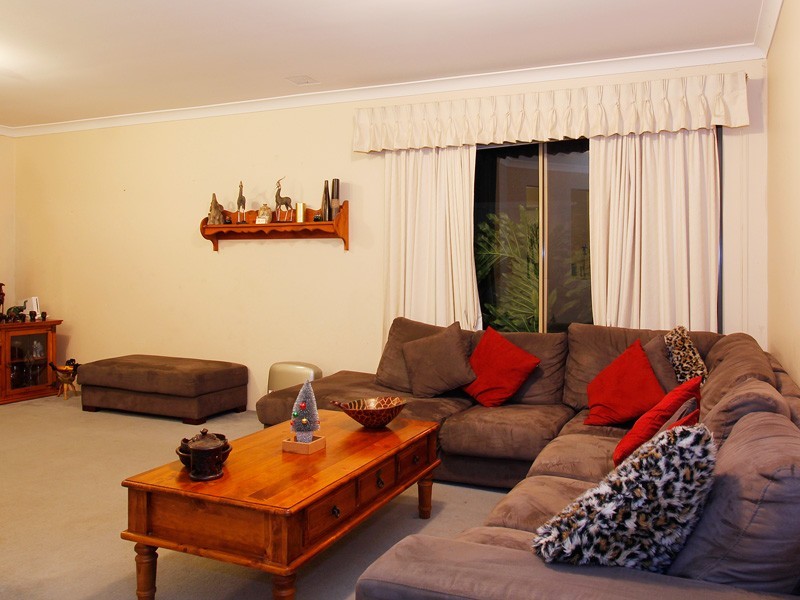 34 Molloy Circuit, Atwell WA 6164