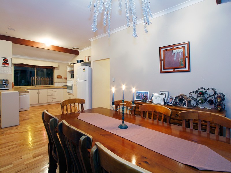 34 Molloy Circuit, Atwell WA 6164