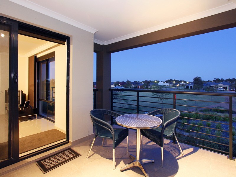 2 Noosa Lane, Aubin Grove WA 6164