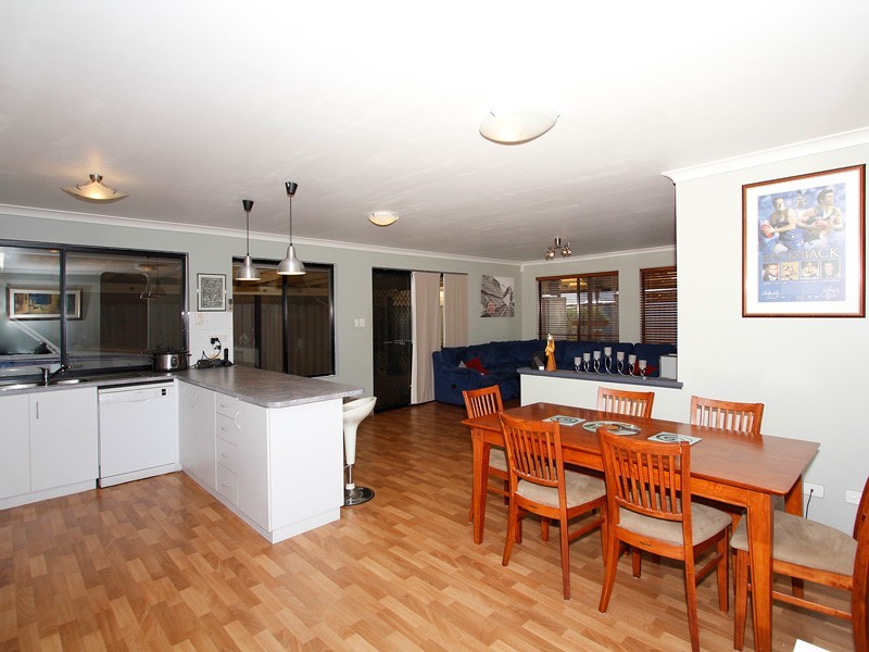 39 Drosera Loop, Beeliar WA 6164