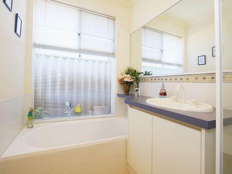 3 Belvoir Crescent, Orelia WA 6167