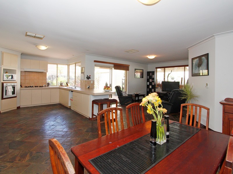 39A Mosedale Retreat, Atwell WA 6164