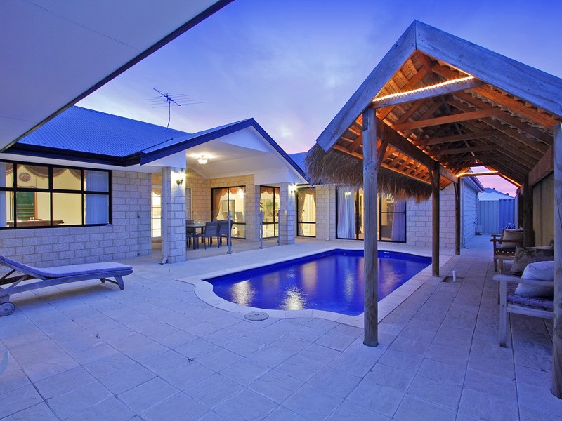 3 Aurora Drive, Atwell WA 6164