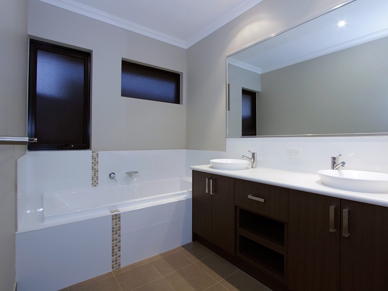 10 Peregrine Circle, Beeliar WA 6164