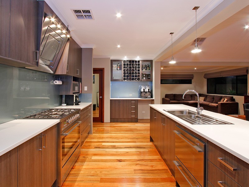 10 Peregrine Circle, Beeliar WA 6164