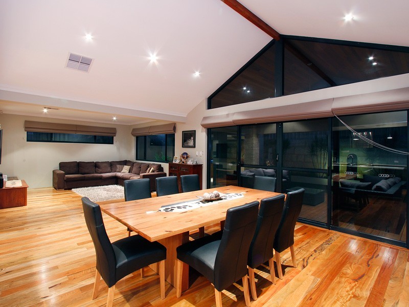 10 Peregrine Circle, Beeliar WA 6164