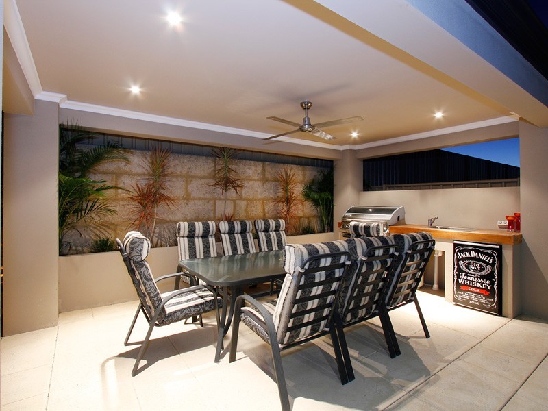 10 Peregrine Circle, Beeliar WA 6164
