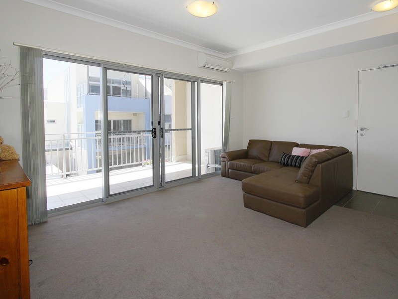 13/105 Wentworth Parade, Success WA 6164