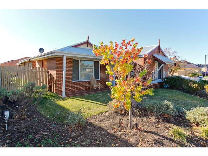 57 Aurora Drive, Atwell WA 6164