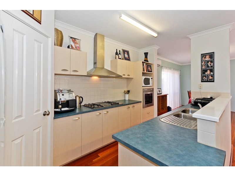 57 Aurora Drive, Atwell WA 6164