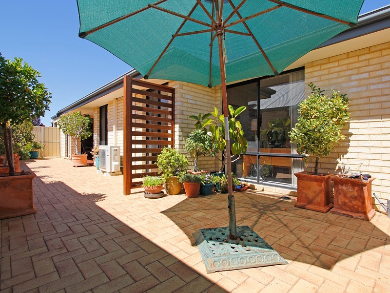 100 Aurora Drive, Atwell WA 6164