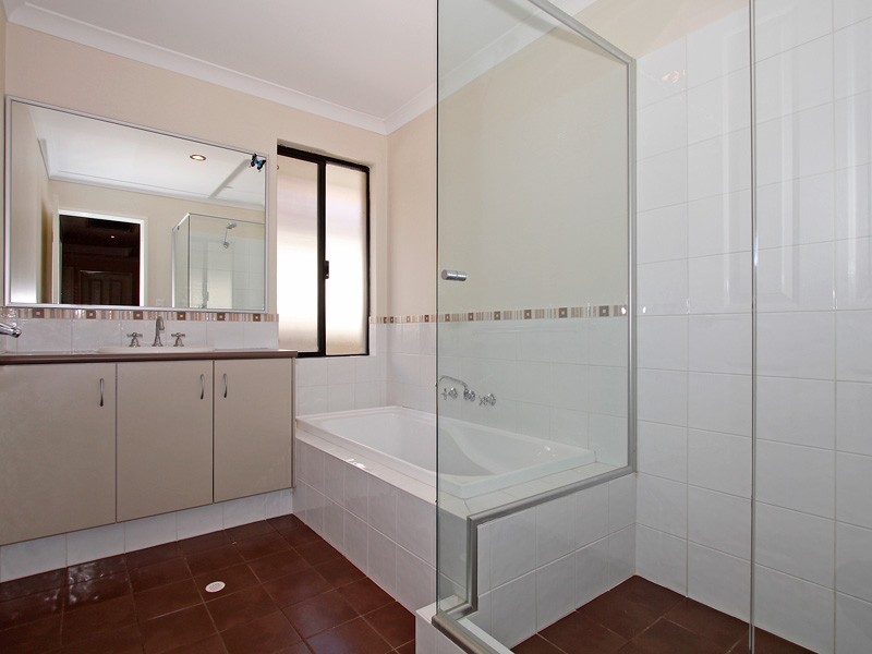 3 Isaac Street, Hammond Park WA 6164