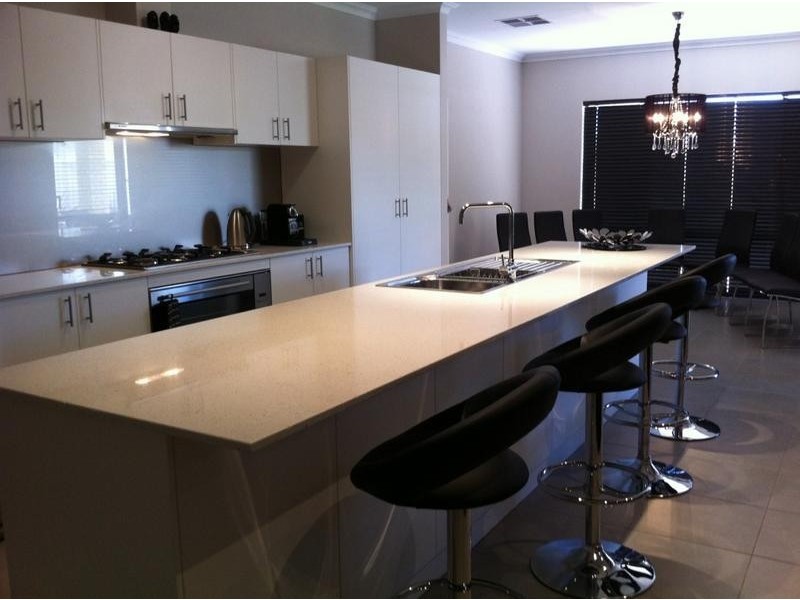 10 Lugano Terrace, Beeliar WA 6164