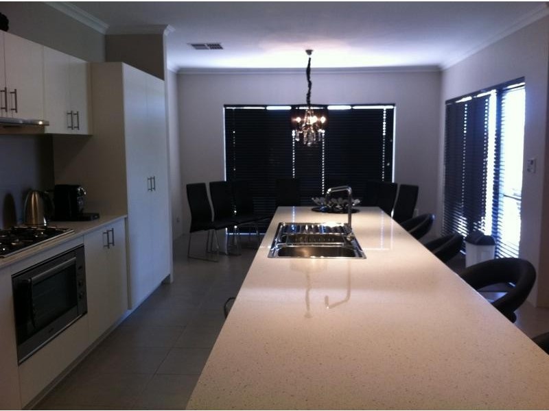 10 Lugano Terrace, Beeliar WA 6164