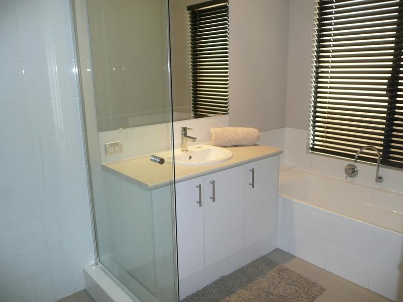 10 Lugano Terrace, Beeliar WA 6164