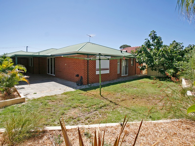 21 Wilkes Street, Hamilton Hill WA 6163