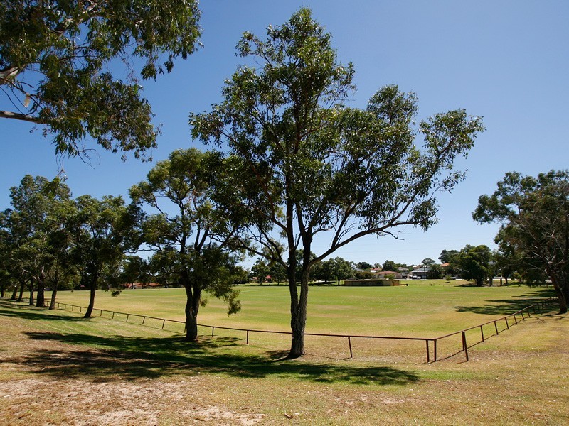 21 Wilkes Street, Hamilton Hill WA 6163