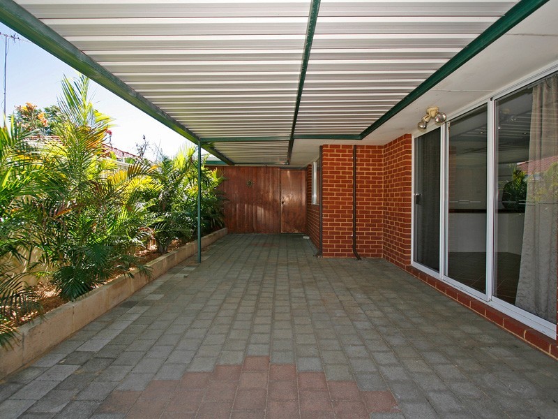 21 Wilkes Street, Hamilton Hill WA 6163