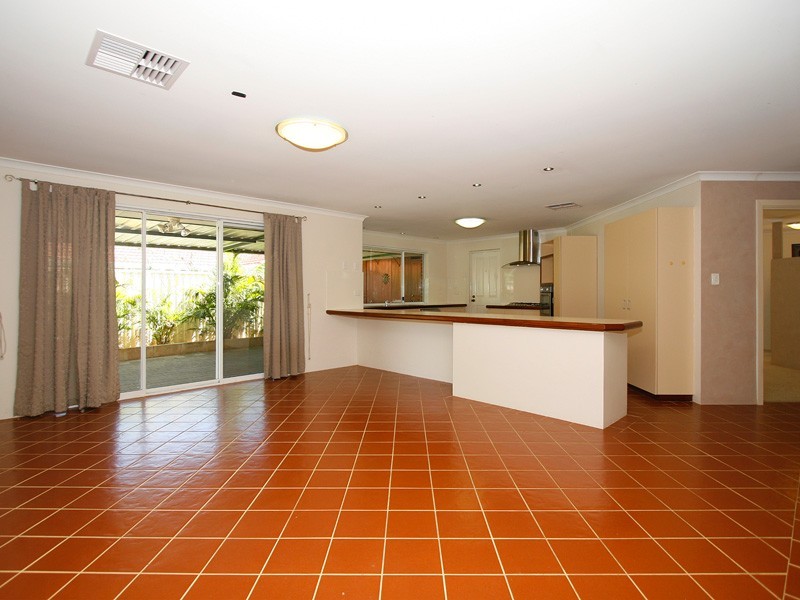 21 Wilkes Street, Hamilton Hill WA 6163